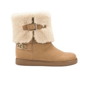 GBG Los Ángeles Women’s Aleya Faux Fur winter boots size 8 M